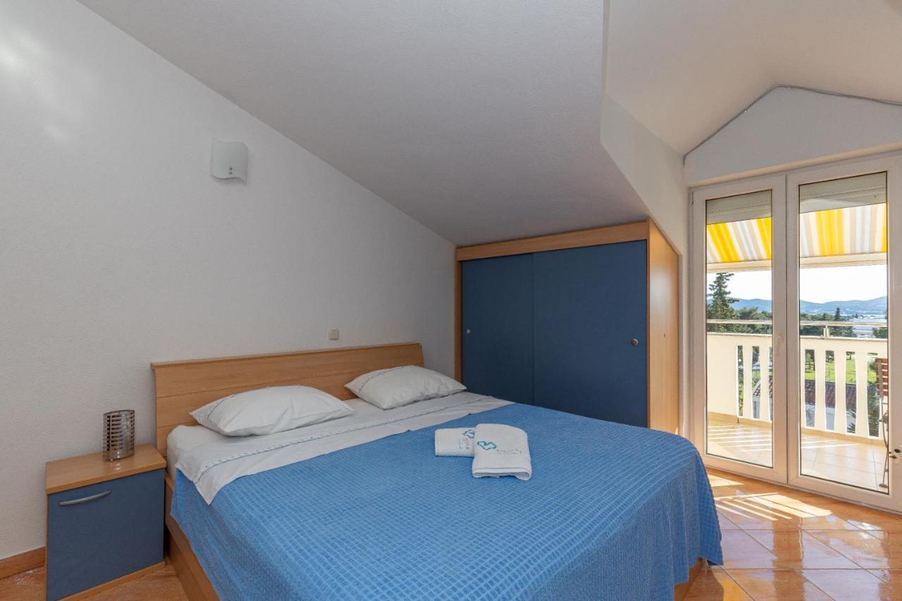 Apartments Dalmata Biograd Na Moru Exterior photo